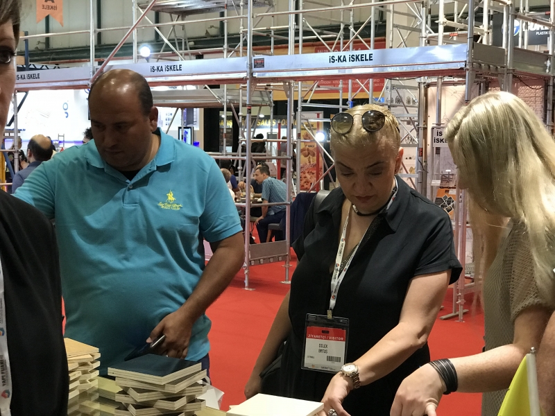 IMG-21-7502-1567420700